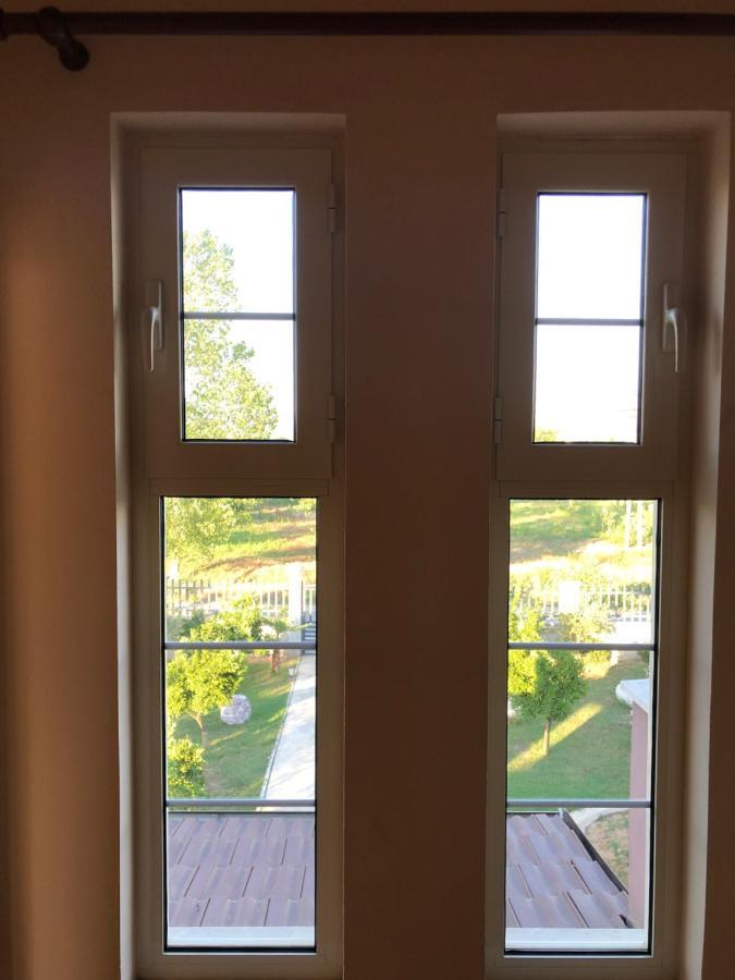 Sunnyside Villa