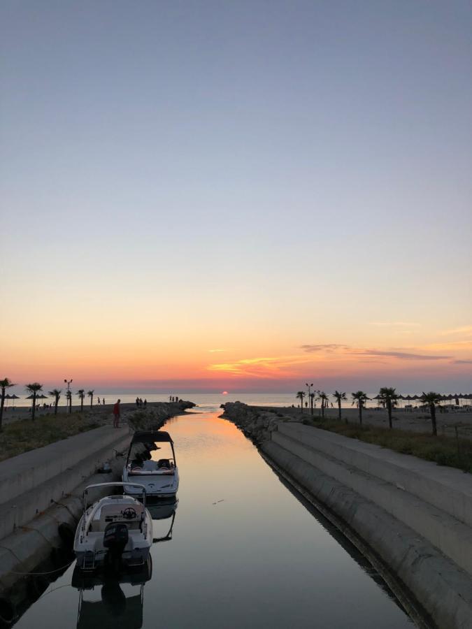 Sunnyside *